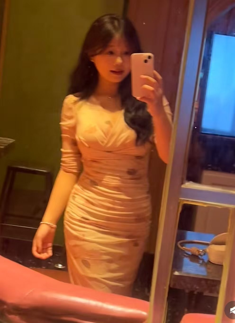 aaa9ace6f6ea3c57babc492ee4650b9f.jpg