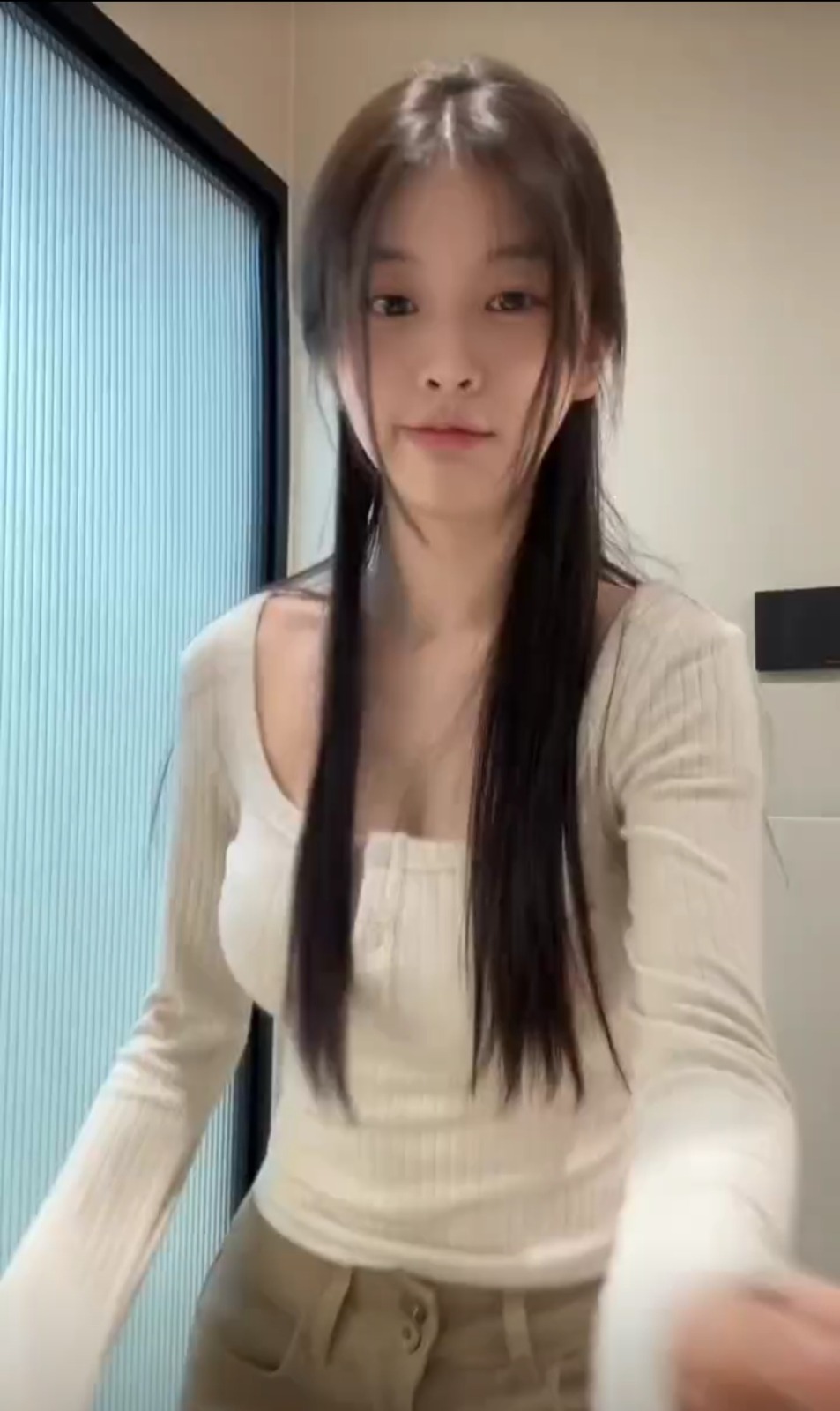 Screenshot_20250708_155439_com.tencent.mobileqq_edit_36096915770532.jpg